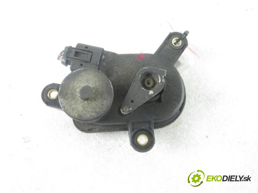 MERCEDES-BENZ KLASA C (W203) SEDAN 2000 105,00 C 220 CDI 143 - OM 611.962 2148,00 Nastavovač zvod, potrubie 6111500494 ; 72264414 (Ostatné)