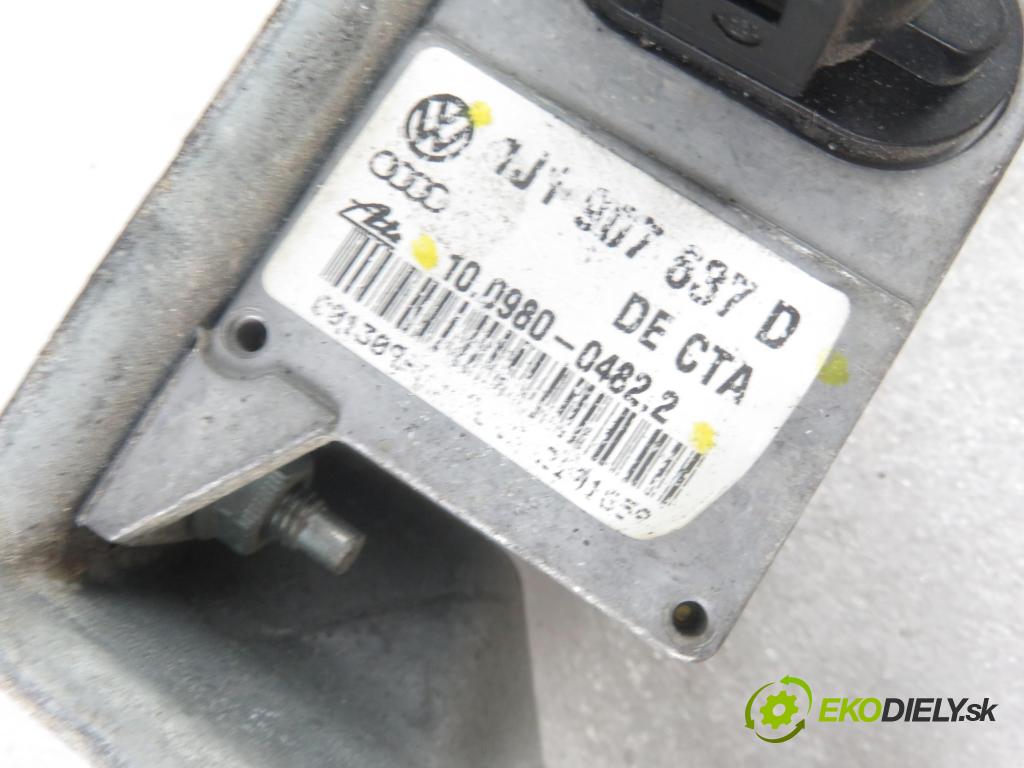 AUDI A3 (8L1) HB 2002 74,00 1.9 TDI - AXR 1896,00 snímač ESP 1J1907637D ; 10098004822