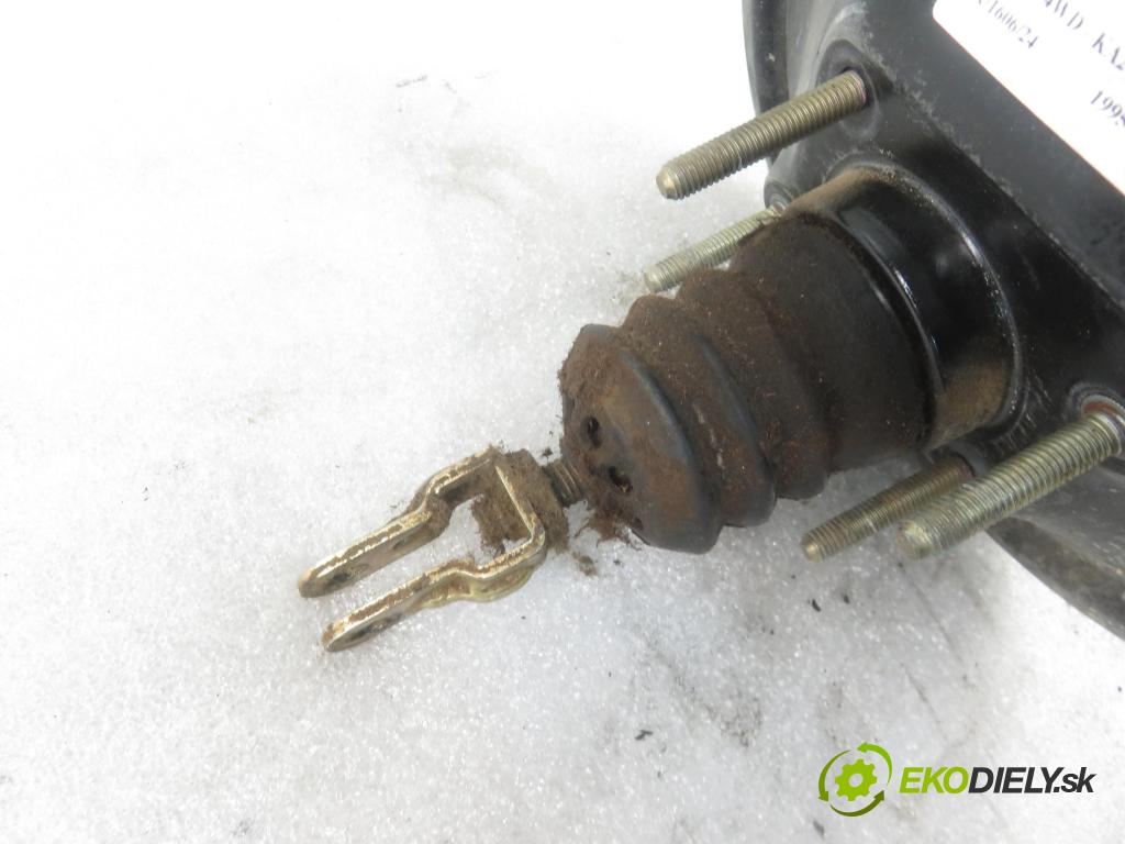 NISSAN TERRANO II (R20) TERENOWY 1995 91,00 2.4 i 12V 4WD 124 - KA24E 2389,00 Posilovač 2676049138 ; 472100F005 (Servočerpadlá, pumpy riadenia)