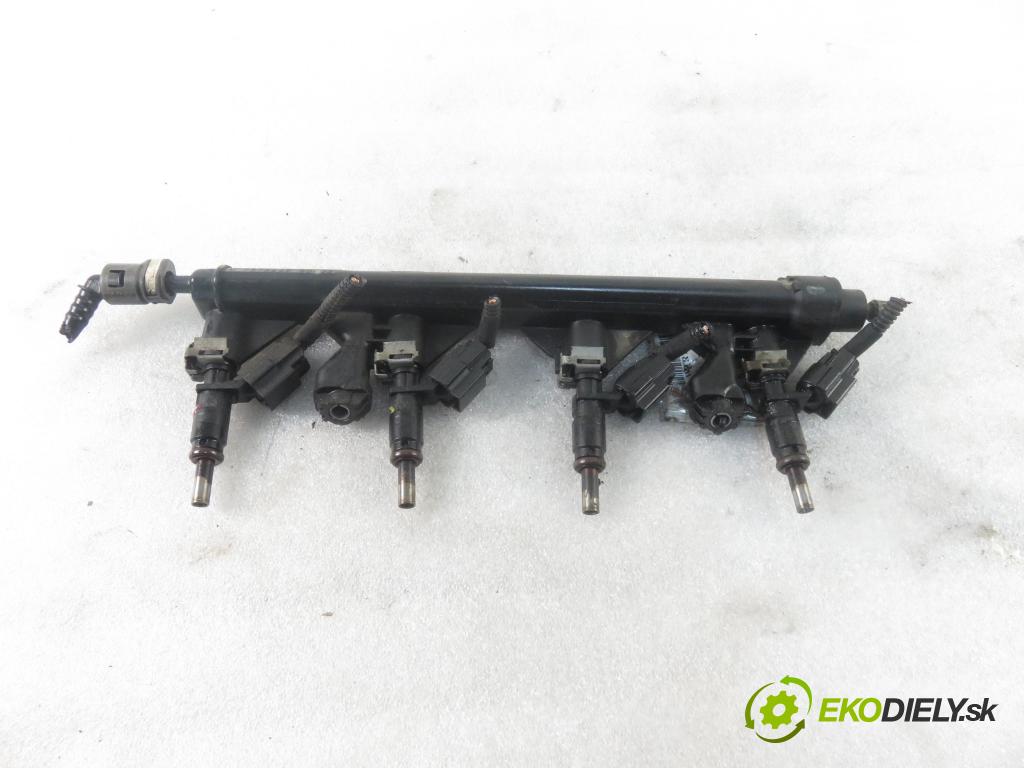 PEUGEOT 207 (WA_, WC_) HB 2008 70,00 1.4 16v VTI 95 - 8FS 1397,00 Lišta vstrekovacia V757564580 ; V752817680 (Vstrekovacie lišty)