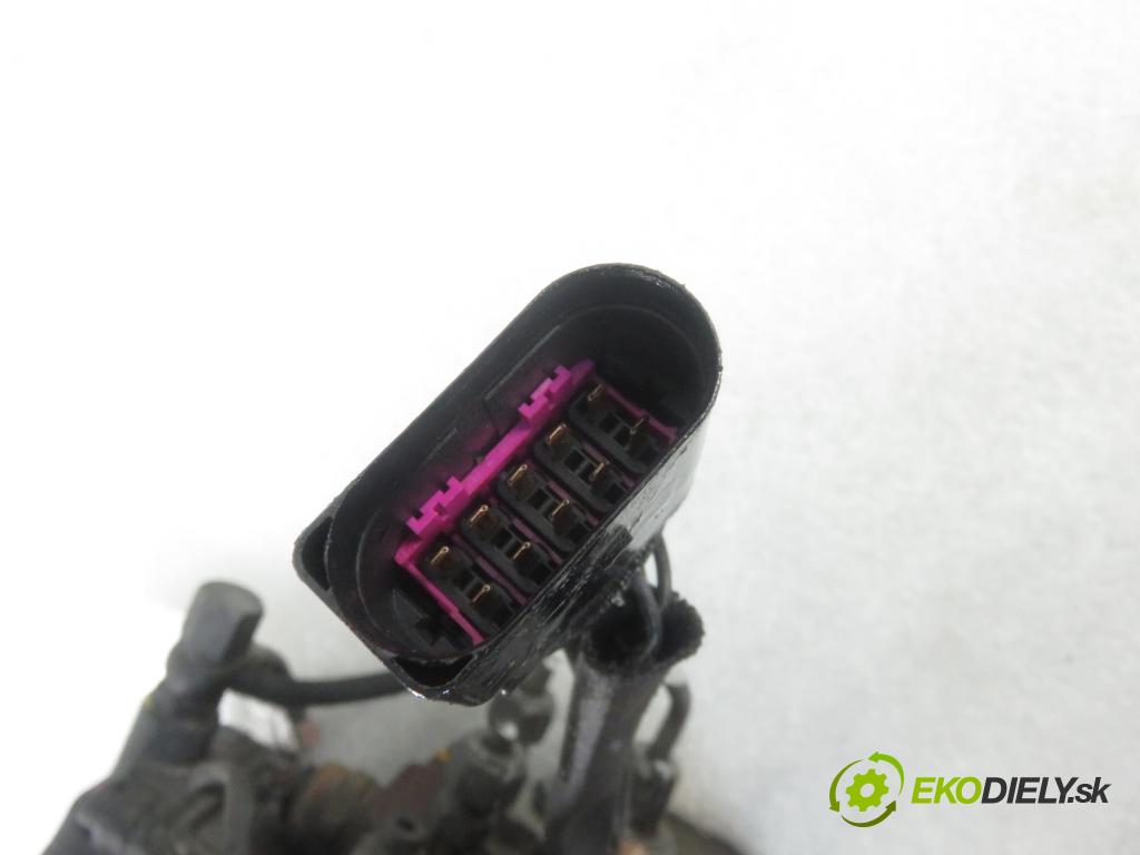 SKODA FABIA I Combi (6Y5) KOMBI 2004 47,00 1.9 SDI 64 - ASY 1896,00 Pumpa vstrekovacia 038130107B ; 0460404972 (Vstrekovacie čerpadlá)