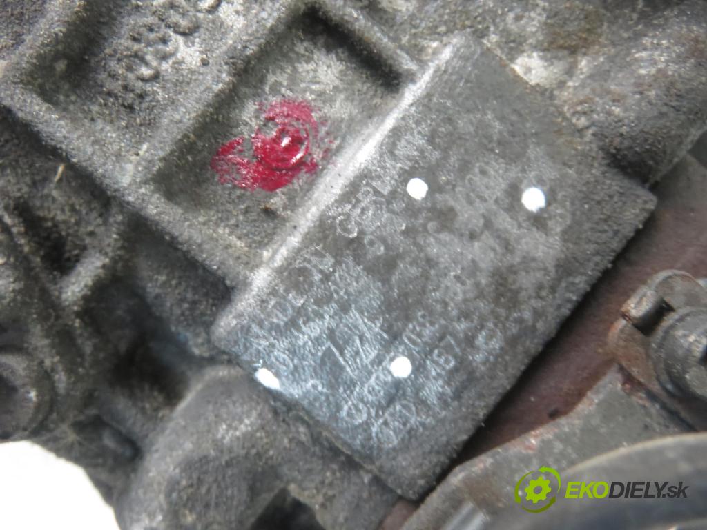 SKODA FABIA I Combi (6Y5) KOMBI 2004 47,00 1.9 SDI 64 - ASY 1896,00 Pumpa vstrekovacia 038130107B ; 0460404972 (Vstrekovacie čerpadlá)