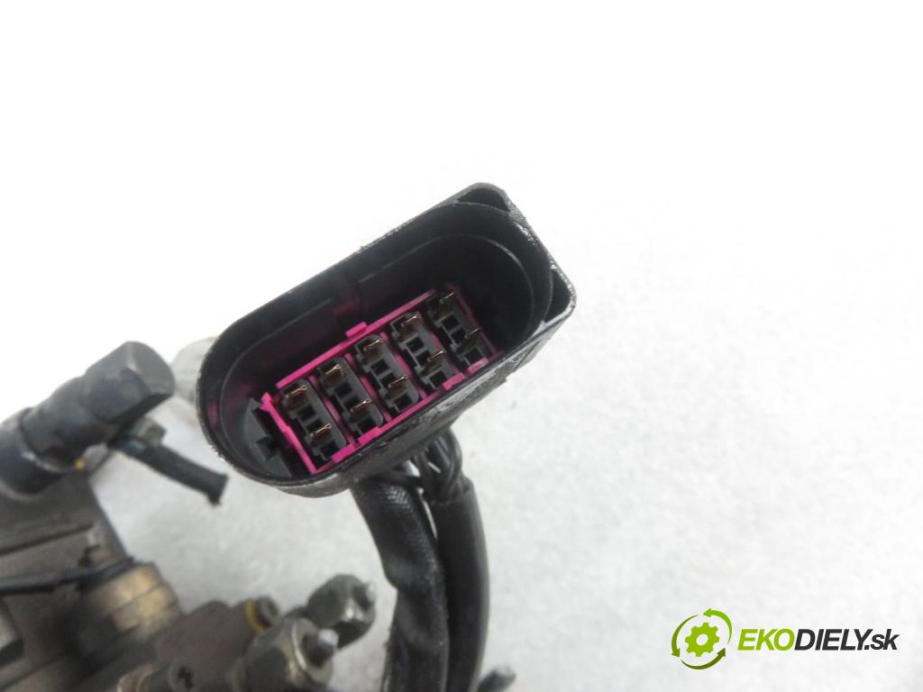 VW GOLF IV (1J1) HB 2000 66,00 1.9 TDI - AGR 1896,00 Pumpa vstrekovacia 038130107D ; 0460404977 (Vstrekovacie čerpadlá)