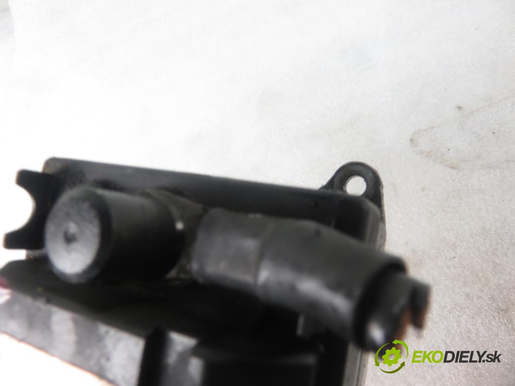 MERCEDES-BENZ KLASA C (W203) SEDAN 2000 105,00 C 220 CDI 143 - OM 611.962 2148,00 vody 0001591504 (Ohřívání, ventilace)