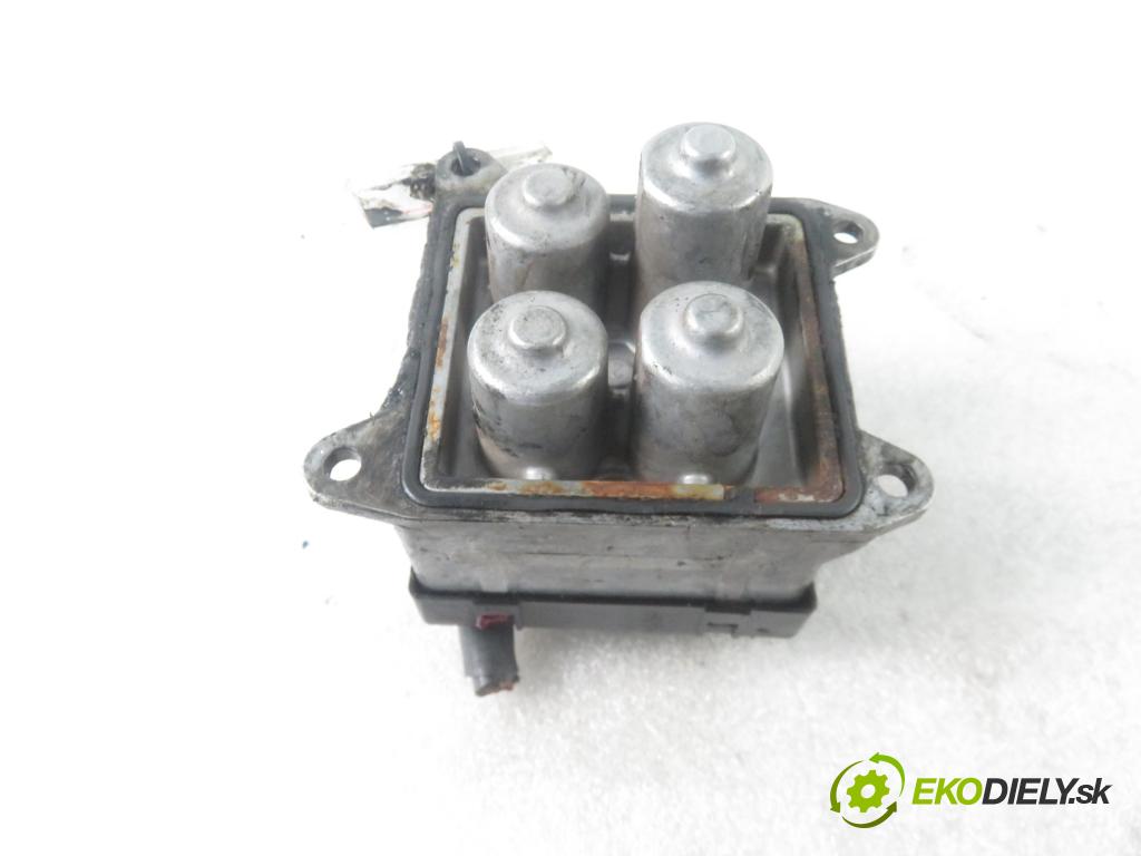 MERCEDES-BENZ KLASA C (W203) SEDAN 2000 105,00 C 220 CDI 143 - OM 611.962 2148,00 vody 0001591504 (Ohřívání, ventilace)