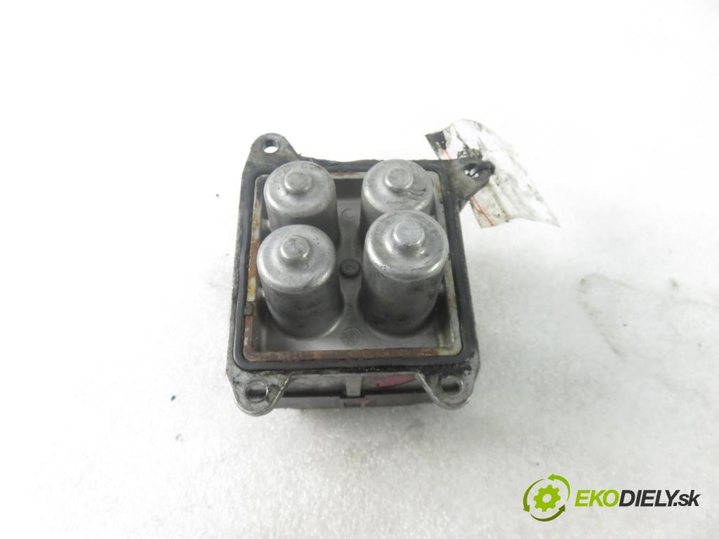 MERCEDES-BENZ KLASA C (W203) SEDAN 2000 105,00 C 220 CDI 143 - OM 611.962 2148,00 vody 0001591504 (Ohřívání, ventilace)