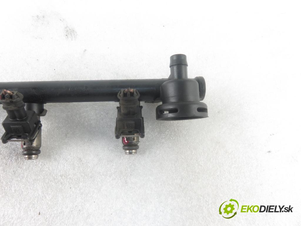 RENAULT SCENIC I (JA0/1_) MINIVAN 1999 79,00 1.6 16V 107 - K4M 700 1598,00 Lišta vstrekovacia 048H104274 ; 7700112519 ; IWP026 (Vstrekovacie lišty)