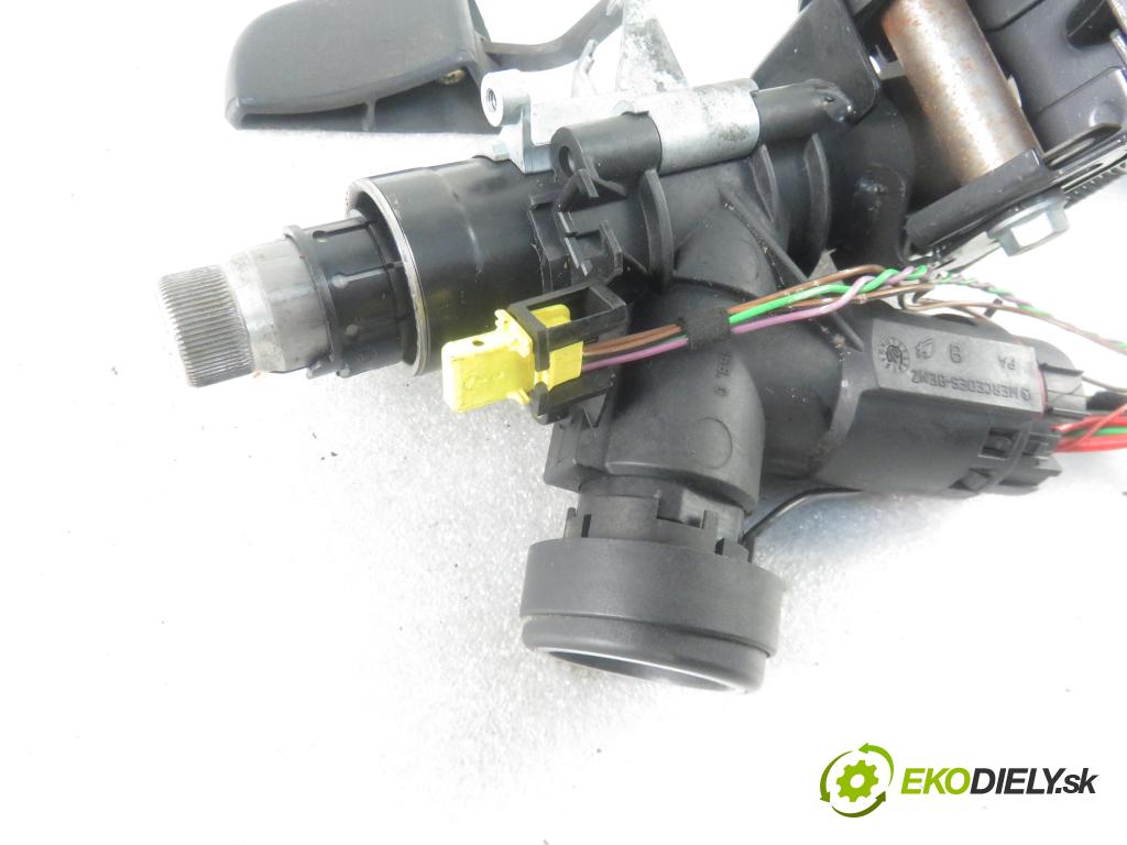 MERCEDES-BENZ VANEO (414) MINIVAN 2002 67,00 1.7 CDI (414.700) - OM 668.914 1689,00 Hriadeľ, tyč volantu A1684620184 (Tyče riadenia (volantu))