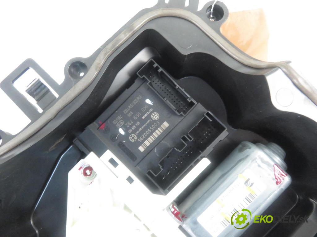 SEAT LEON (1P1) HB 2008 75,00 1.6 - BSE 1595,00 mechanismus oken PPE 1P0837402D ; 1P0867436 ; 1T0959702F