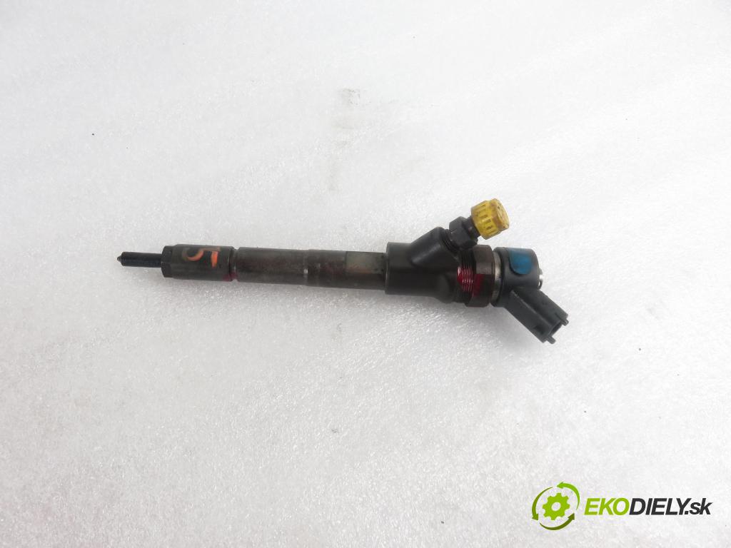 TOYOTA YARIS (_P1_) HB 2002 55,00 1.4 D-4D (NLP10_) - 1ND-TV 1364,00 vstrekovač 0445110085 ; 2367033010 (Vstrekovače)