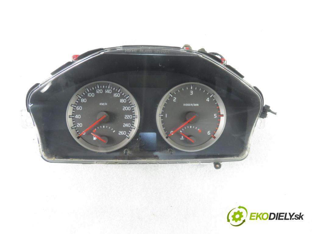 VOLVO S40 II (MS) SEDAN 2006 84,00 1.6 D2 - D 4162 T 1560,00 prístrojovka elektrický 30728645