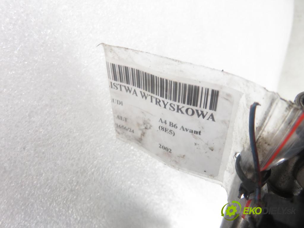 AUDI A4 Avant (8E5, B6) KOMBI 2002 96,00 2 - ALT 1984,00 Lišta vstrekovacia 06B133551K (Vstrekovacie lišty)