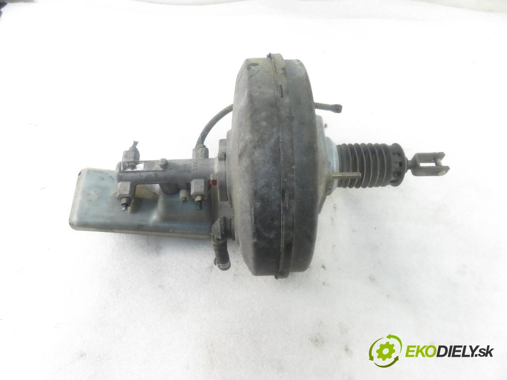 NISSAN PRIMASTAR Autobus (X83) BUS 2003 74,00 1.9 dCi 100 - F9Q 760 1870,00 Posilovač 8200003515 ; 91165928 (Servočerpadlá, pumpy riadenia)