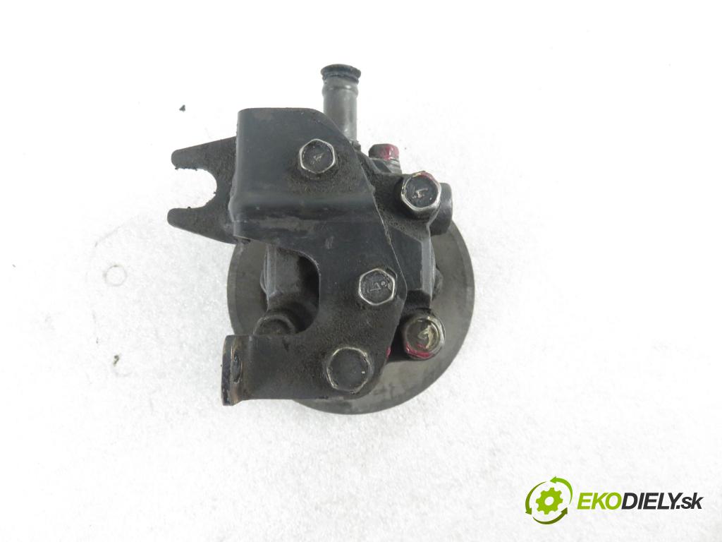 NISSAN TERRANO II (R20) TERENOWY 1995 91,00 2.4 i 12V 4WD 124 - KA24E 2389,00 Pumpa servočerpadlo (Servočerpadlá, pumpy riadenia)