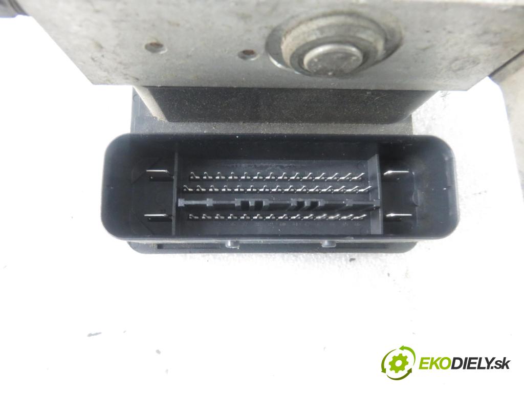 VOLVO S40 II (MS) SEDAN 2006 84,00 1.6 D2 - D 4162 T 1560,00 Pumpa ABS 30736589A ; 10096004273 ; 30736588 (Pumpy ABS)