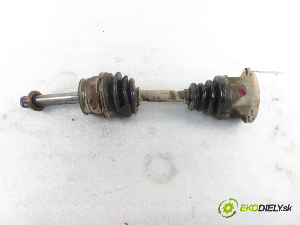 NISSAN TERRANO II (R20) TERENOWY 1995 91,00 2.4 i 12V 4WD 124 - KA24E 2389,00 Poloos PP