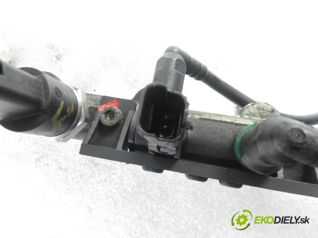 PEUGEOT 607 (9D, 9U) SEDAN 2003 98,00 2.2 HDI - 4HX (DW12TED4/FAP) 2179,00 Lišta vstrekovacia 0445214017 ; 0281002283 (Vstrekovacie lišty)