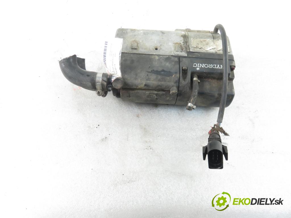 NISSAN TERRANO II (R20) TERENOWY 1995 91,00 2.4 i 12V 4WD 124 - KA24E 2389,00 Webasto B5WSC (Webasto ohřívače)