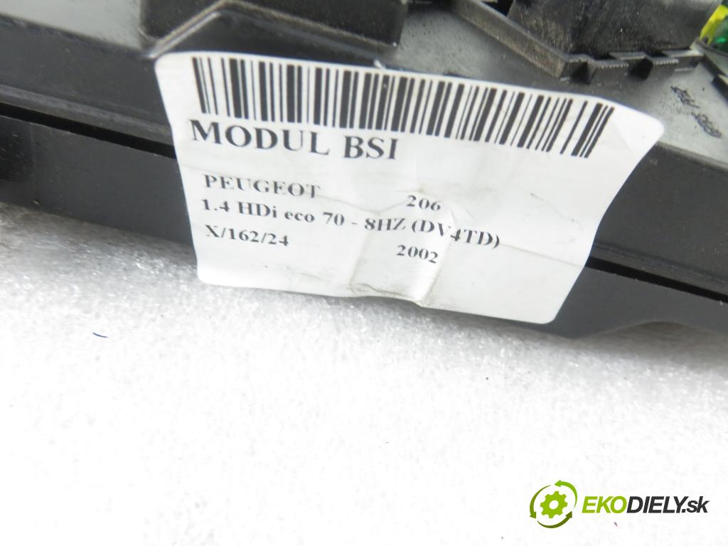 PEUGEOT 206 liftback (2A/C) HB 2002 50,00 1.4 HDi 8V 70 - 8HZ 1398,00 MODUL BSI 9657999880 ; S118085120F