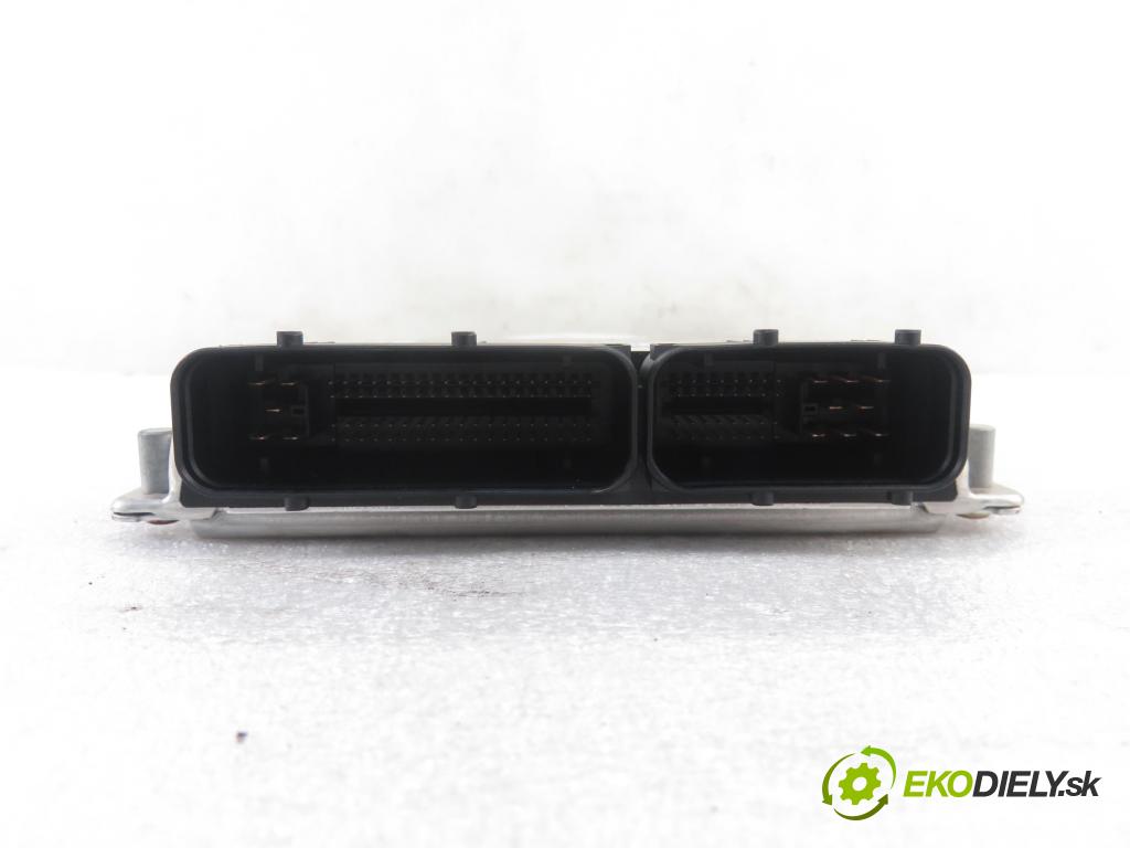 AUDI A4 Avant (8E5, B6) KOMBI 2002 96,00 2 - ALT 1984,00 Riadiaca jednotka Motor 8E0909057 ; 0261207591