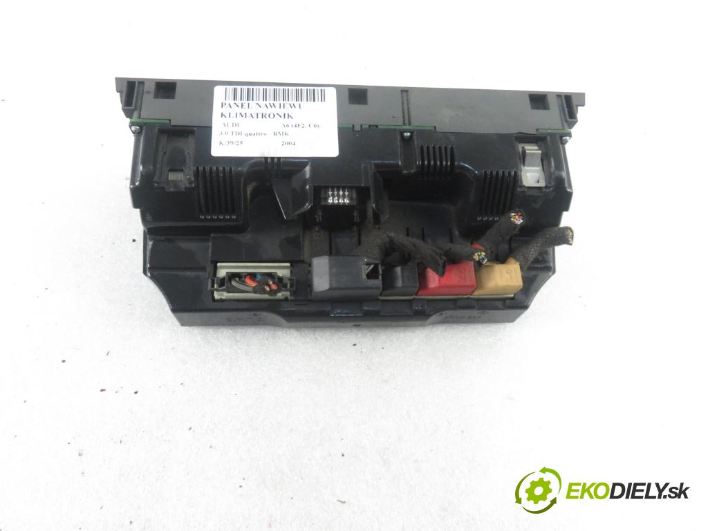 AUDI A6 (4F2, C6) SEDAN 2004 165,00 3.0 TDI quattro - BMK 2967,00 Panel kúrenia KLIMATRONIK 4F1820043J ; 4F0910043