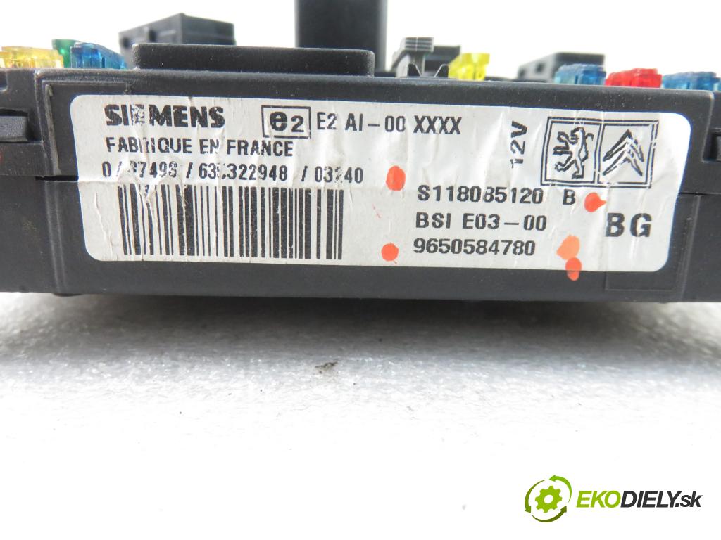 PEUGEOT 206 liftback (2A/C) HB 2003 440,00 1.1 i - HFX (TU1JP) 1124,00 MODUL BSI 9650584780 ; S118085120B
