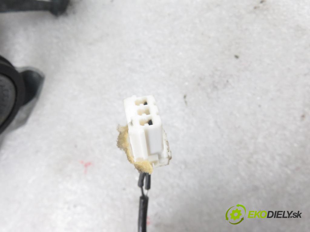 OPEL FRONTERA A (5_MWL4) TERENOWY 1997 85,00 2.5 TDS - 25TDS (VM41B) 2499,00 spinačka 337576 (Spínacie skrinky a kľúče)