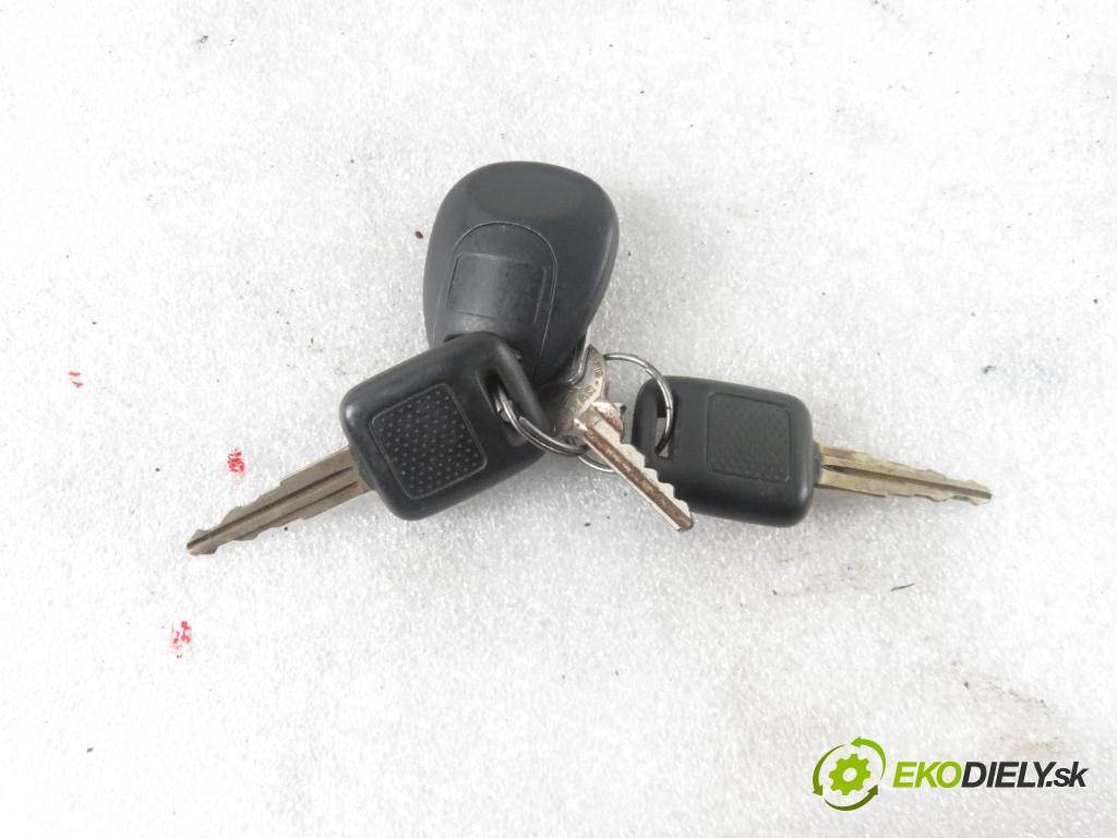 OPEL FRONTERA A (5_MWL4) TERENOWY 1997 85,00 2.5 TDS - 25TDS (VM41B) 2499,00 spinačka 337576 (Spínacie skrinky a kľúče)