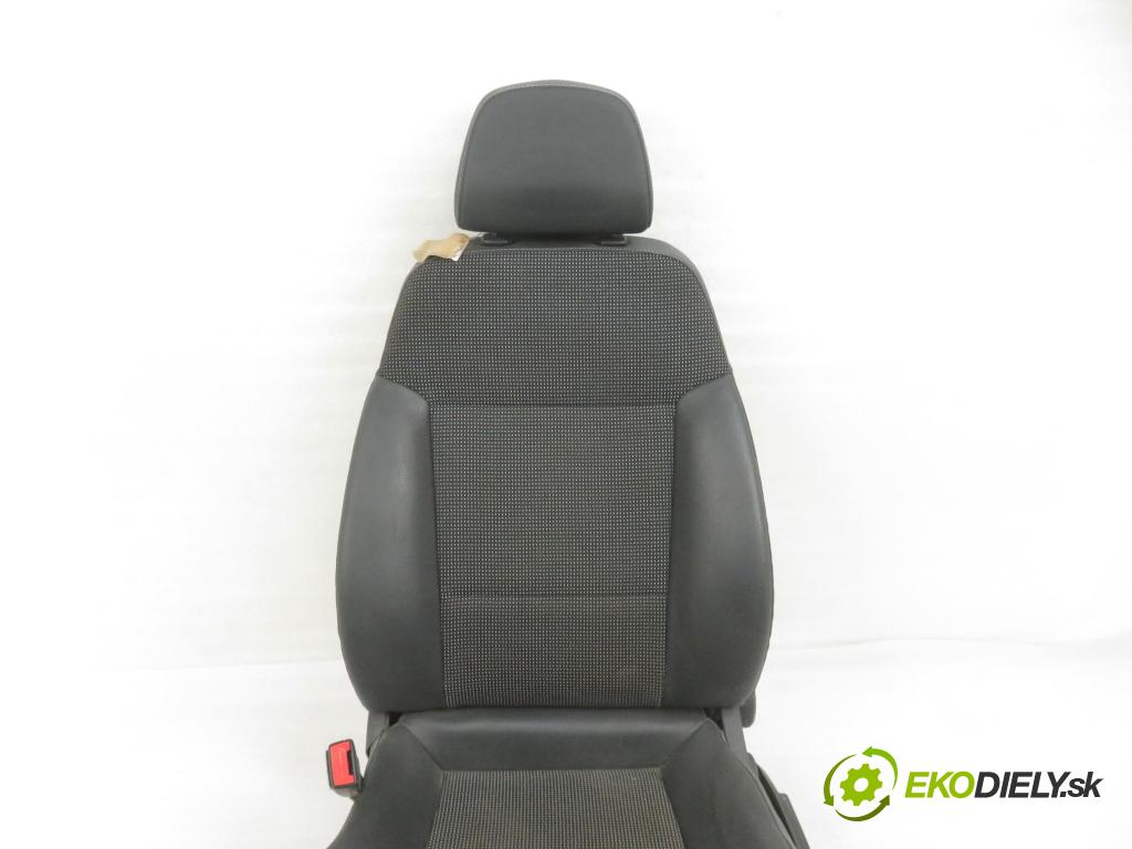 OPEL VECTRA C Kombi (Z02) KOMBI 2007 135,00 3.0 V6 CDTI - Z 30 DT 2959,00 Sedadlo šoféri