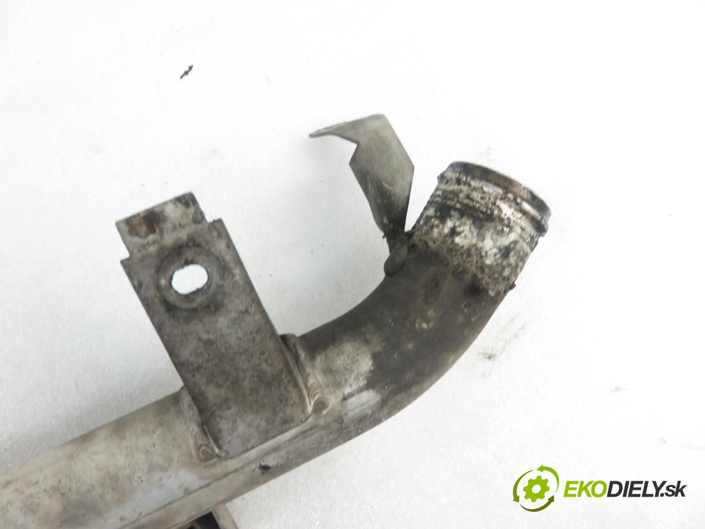 AUDI A6 (4F2, C6) SEDAN 2004 165,00 3.0 TDI quattro - BMK 2967,00 Rúra intercoolera turba 4F0145732B