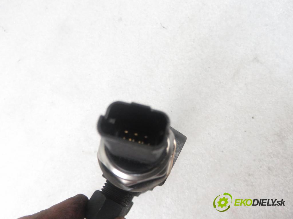 FORD FUSION (JU_) HB 2004 50,00 1.4 TDCi - F6JB 1399,00 Lišta vstrekovacia  (Vstrekovacie lišty)