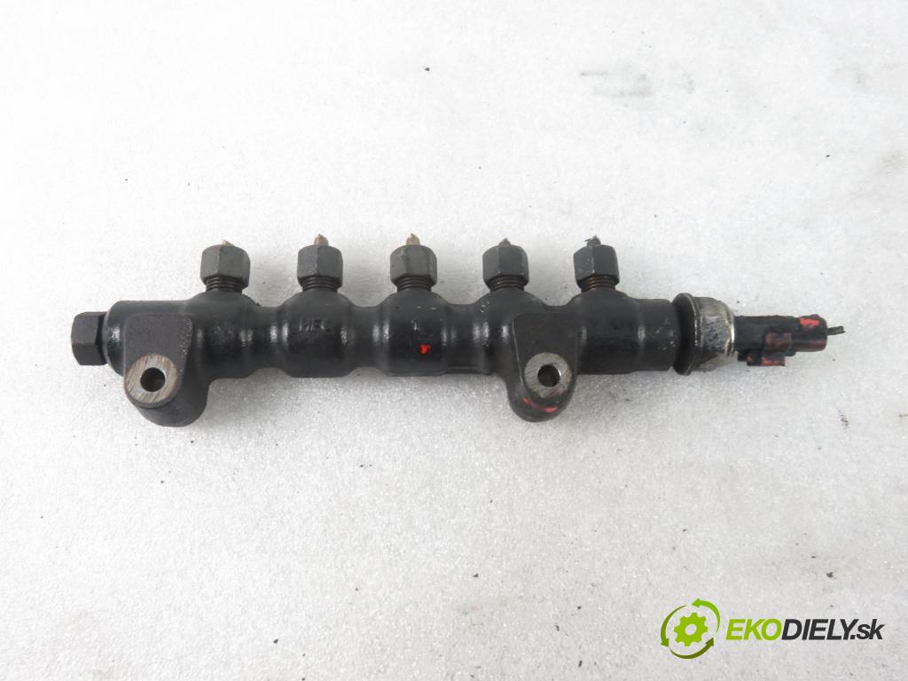 FORD FUSION (JU_) HB 2004 50,00 1.4 TDCi - F6JB 1399,00 Lišta vstrekovacia  (Vstrekovacie lišty)