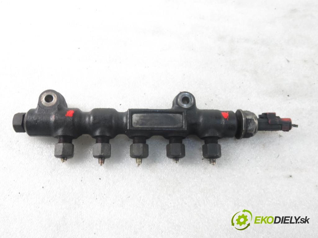 FORD FUSION (JU_) HB 2004 50,00 1.4 TDCi - F6JB 1399,00 Lišta vstrekovacia  (Vstrekovacie lišty)