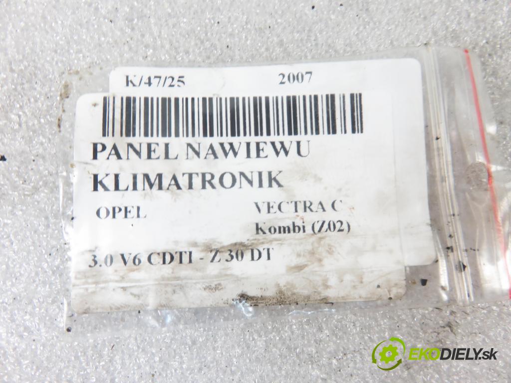 OPEL VECTRA C Kombi (Z02) KOMBI 2007 135,00 3.0 V6 CDTI - Z 30 DT 2959,00 Panel kúrenia KLIMATRONIK 13212340
