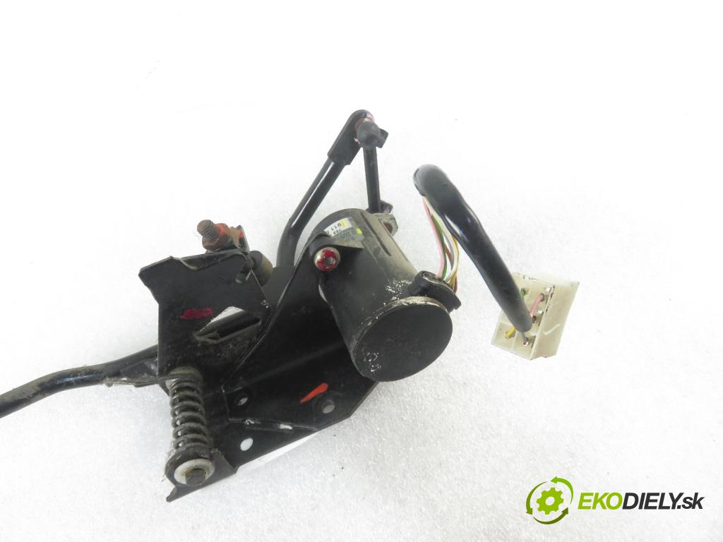 OPEL FRONTERA A (5_MWL4) TERENOWY 1997 85,00 2.5 TDS - 25TDS (VM41B) 2499,00 Potenciometer plynu 0205001055 ; 91153350 (Pedále)