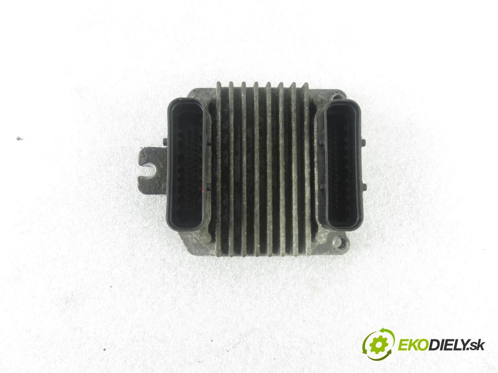 OPEL ASTRA G Kombi (T98) KOMBI 1998 66,00 1.4 - Z 14 XEP 1364,00 Riadiaca jednotka Motor 16229589