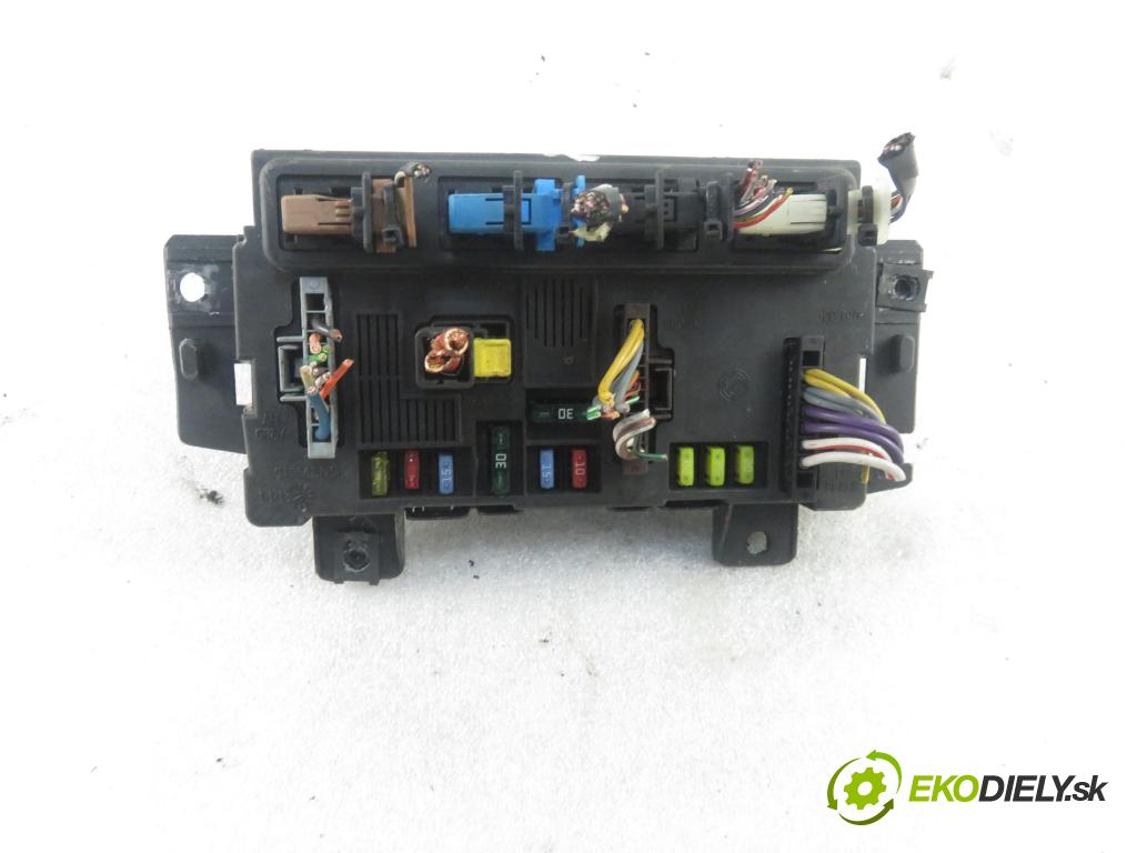 FIAT PANDA (169_) SEDAN 2009 40,00 1.1 54 - 187 A1.000 1108,00 MODUL BSI 51740049 ; S118578020C
