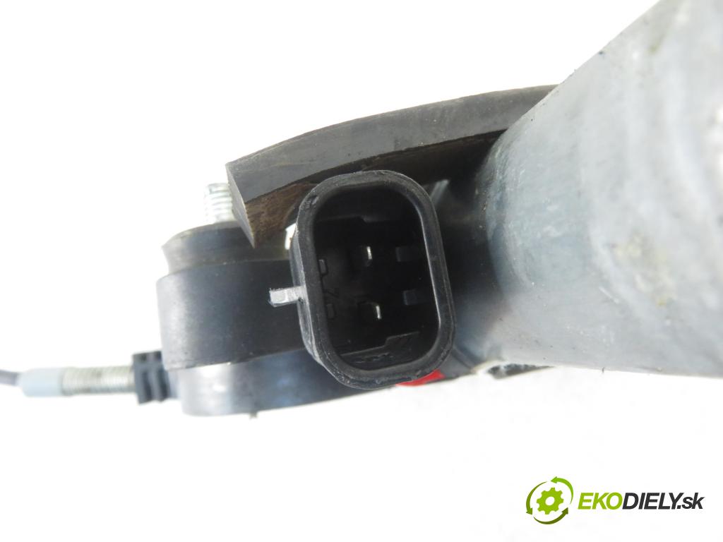 FIAT PANDA (169_) SEDAN 2009 40,00 1.1 54 - 187 A1.000 1108,00 mechanismus oken PPE