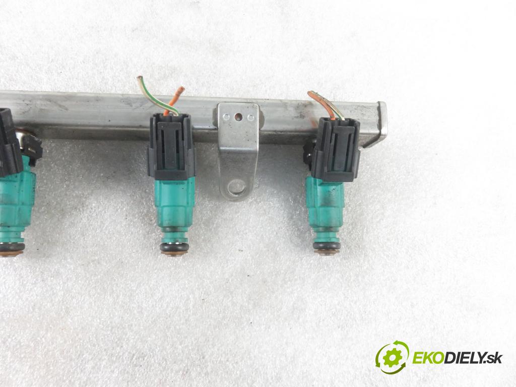 HYUNDAI i20 (PB, PBT) HB 2010 57,00 1.2 - G4LA 1248,00 Lišta vstrekovacia 3531003000 (Vstrekovacie lišty)