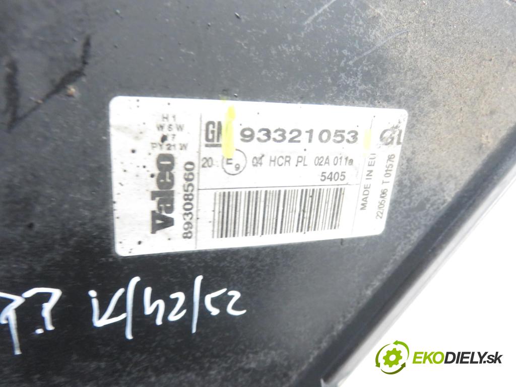 OPEL MERIVA A nadwozie wielkoprzestrzenne (MPV) (X03) HB 2006 77,00 1.6 16V 105 - Z 16 XEP 1598,00 Svetlo PP 93321053