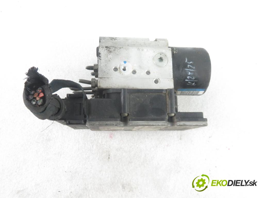 OPEL VECTRA C (Z02) SEDAN 2003 92,00 2.2 DTI 16V 125 - Y 22 DTR 2172,00 Pumpa ABS 13509201 ; 13663901 (Pumpy ABS)