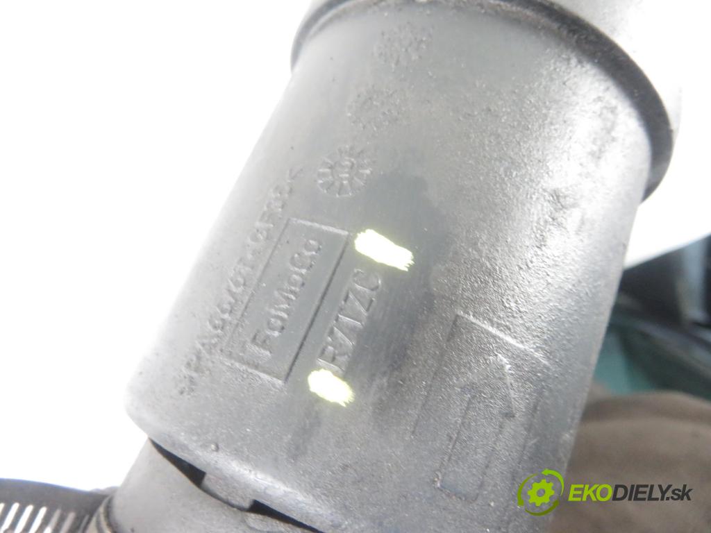 FORD TRANSIT Furgon (FA_ _) FURGON 2013 74,00 2.2 TDCi - DRFB 2198,00 Rúra intercoolera turba R7TZC