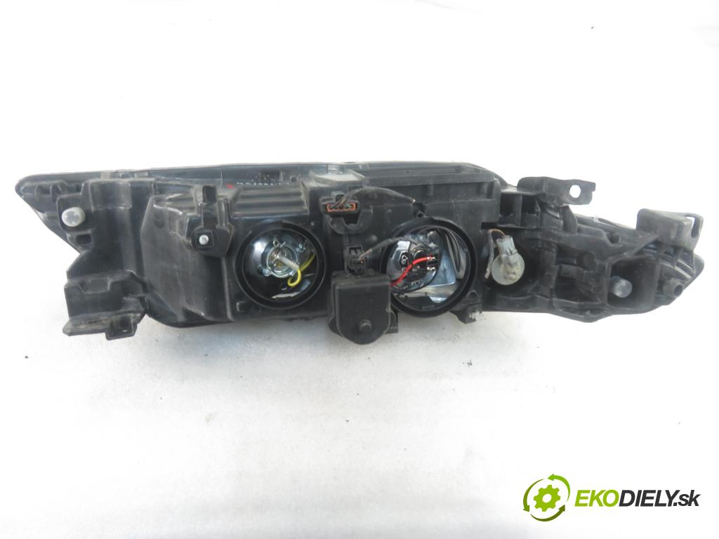 RENAULT LAGUNA II Grandtour (KG0/1_) KOMBI 2001 88,00 1.9 dCi 120 - F9Q 750 1870,00 Svetlo LP 