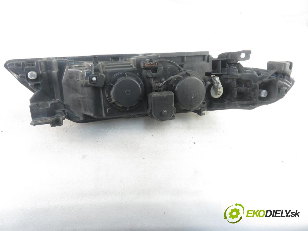 RENAULT LAGUNA II Grandtour (KG0/1_) KOMBI 2001 88,00 1.9 dCi 120 - F9Q 750 1870,00 Svetlo LP