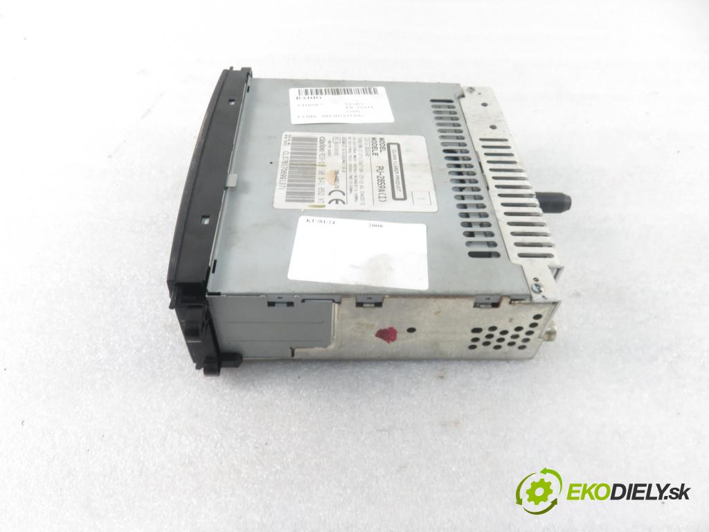 CITROEN XSARA PICASSO (N68) MINIVAN 2008 80,00 1.6 HDi - 9HZ (DV6TED4) 1560,00 RADIO CD 96641650XT