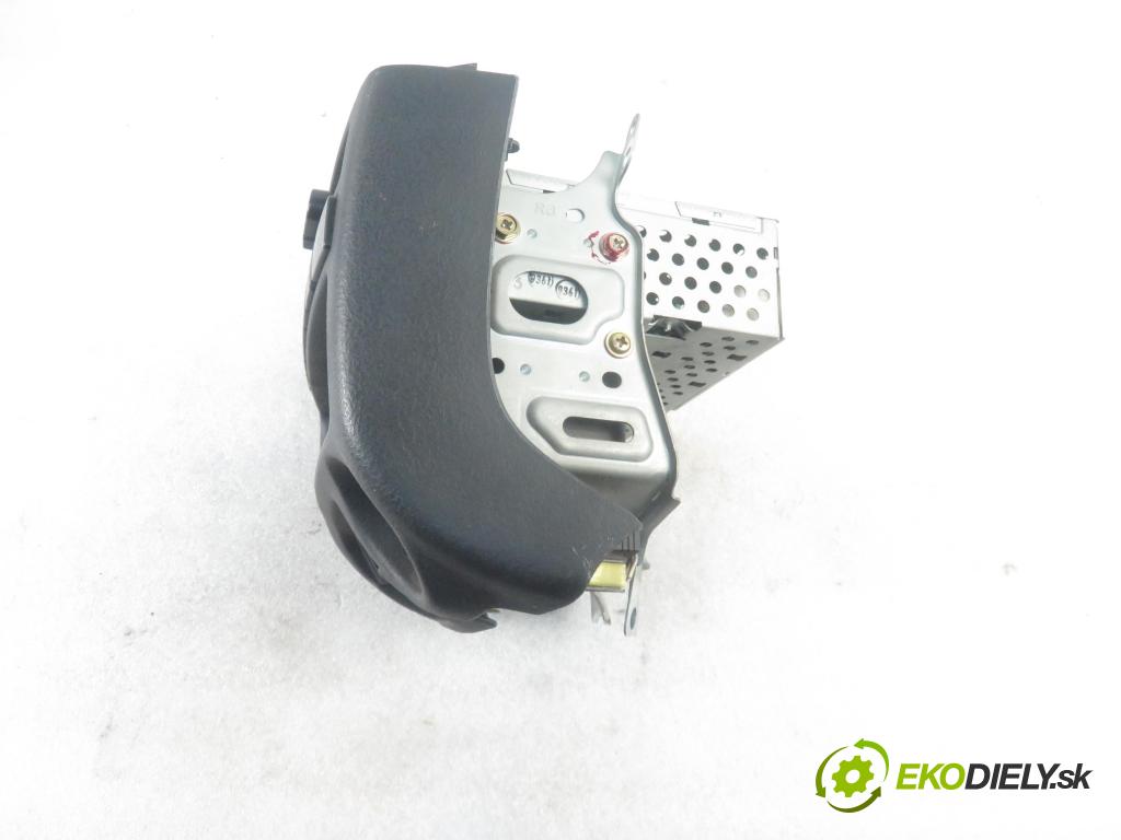 TOYOTA YARIS (_P1_) HB 2003 50,00 1.0 VVT- i 68 - 1SZ-FE 998,00 RADIO Modul 861200D070