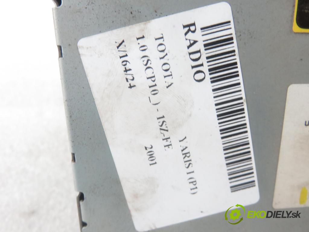 TOYOTA YARIS (_P1_) HB 2001 50,00 1.0 VVT- i 68 - 1SZ-FE 998,00 RADIO CD 8612052030