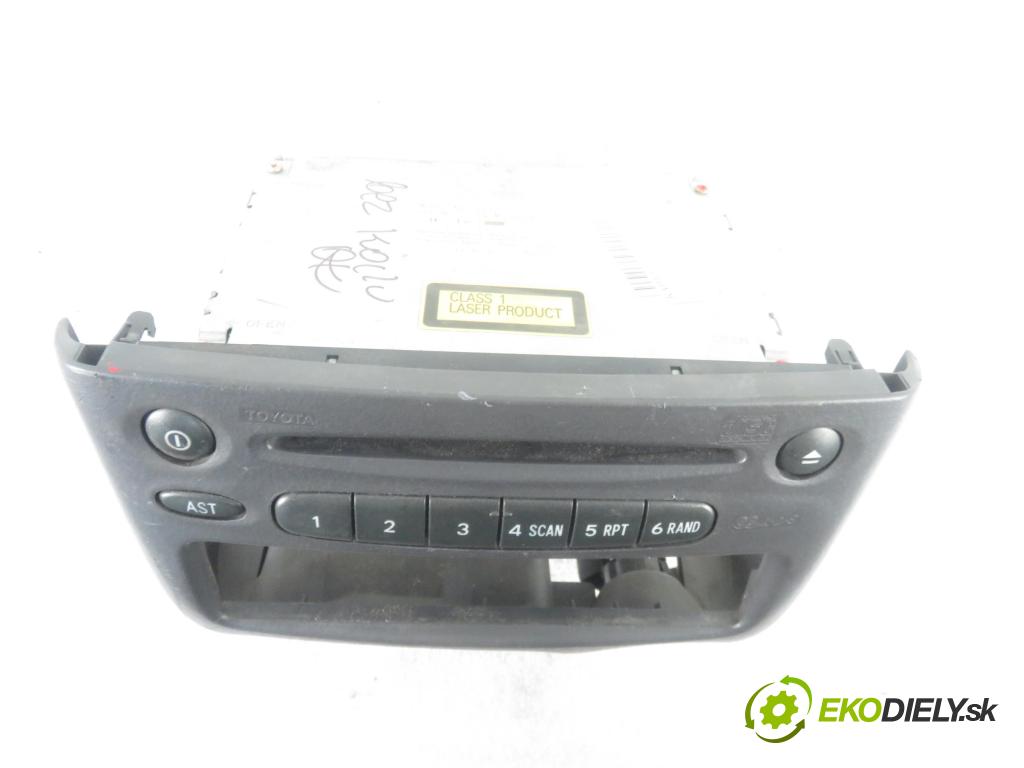 TOYOTA YARIS (_P1_) HB 2001 50,00 1.0 VVT- i 68 - 1SZ-FE 998,00 RADIO CD 8612052030