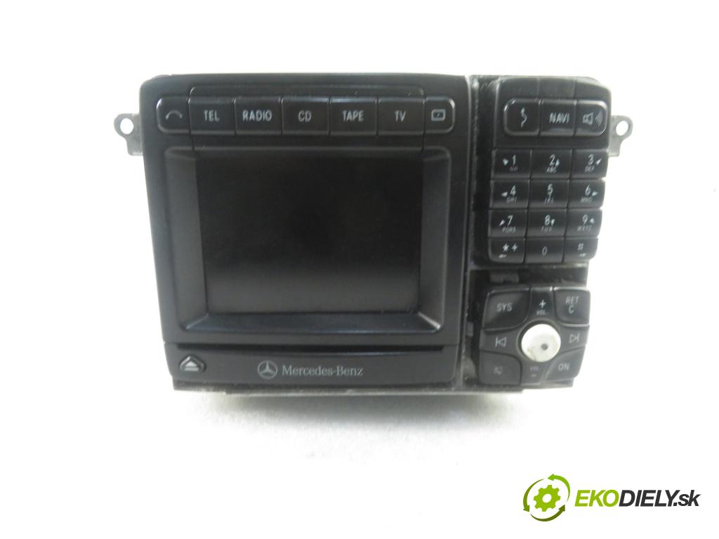 MERCEDES-BENZ KLASA S (W220) SEDAN 2002 145,00 S 320 CDI 197 - OM 613.960 3222,00 RADIO CD A2208270442