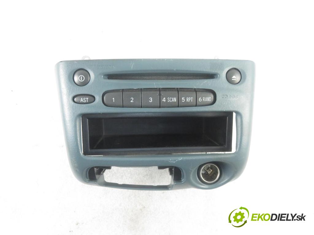 TOYOTA YARIS (_P1_) HB 2002 55,00 1.4 D-4D (NLP10_) - 1ND-TV 1364,00 RADIO 8612052030